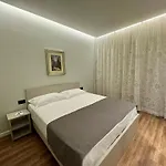 Altana Guest