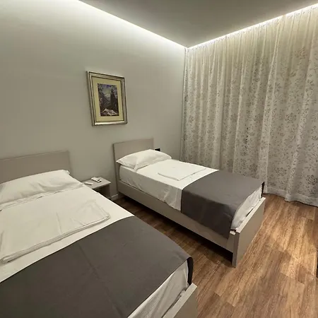 Altana Guest Appartement Tirana