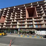 Altana Guest טיראנה