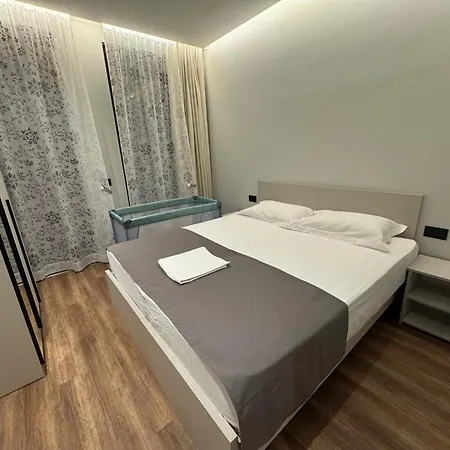 Altana Guest Lejlighed *